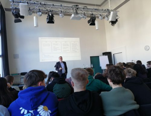 Vortrag über die Geldpolitik von Herrn Schiller, Leiter der Bundesbankfiliale in Nürnberg